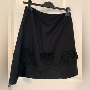 Willie Smith black embroidered flower skirt, size 4